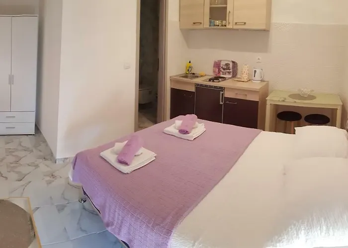 Gostinjska kuća Lili 3*